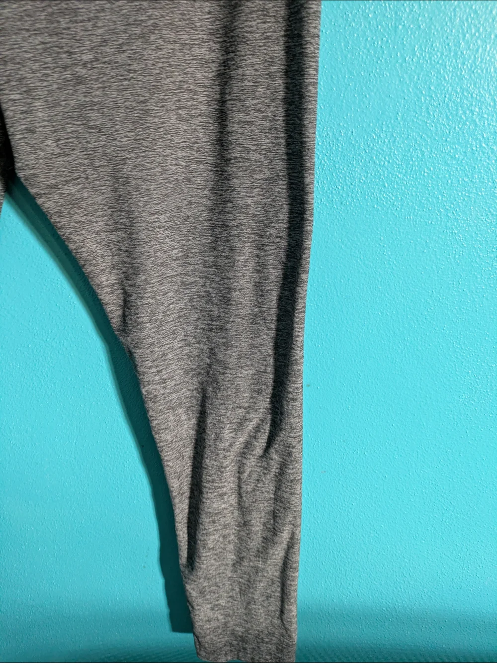 No‎ Boundaries Gray Heather Stretch Leggings